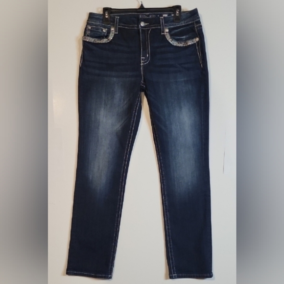 Miss Me Mid Rise Easy Skinny NWOT Size 31 - Picture 1 of 12